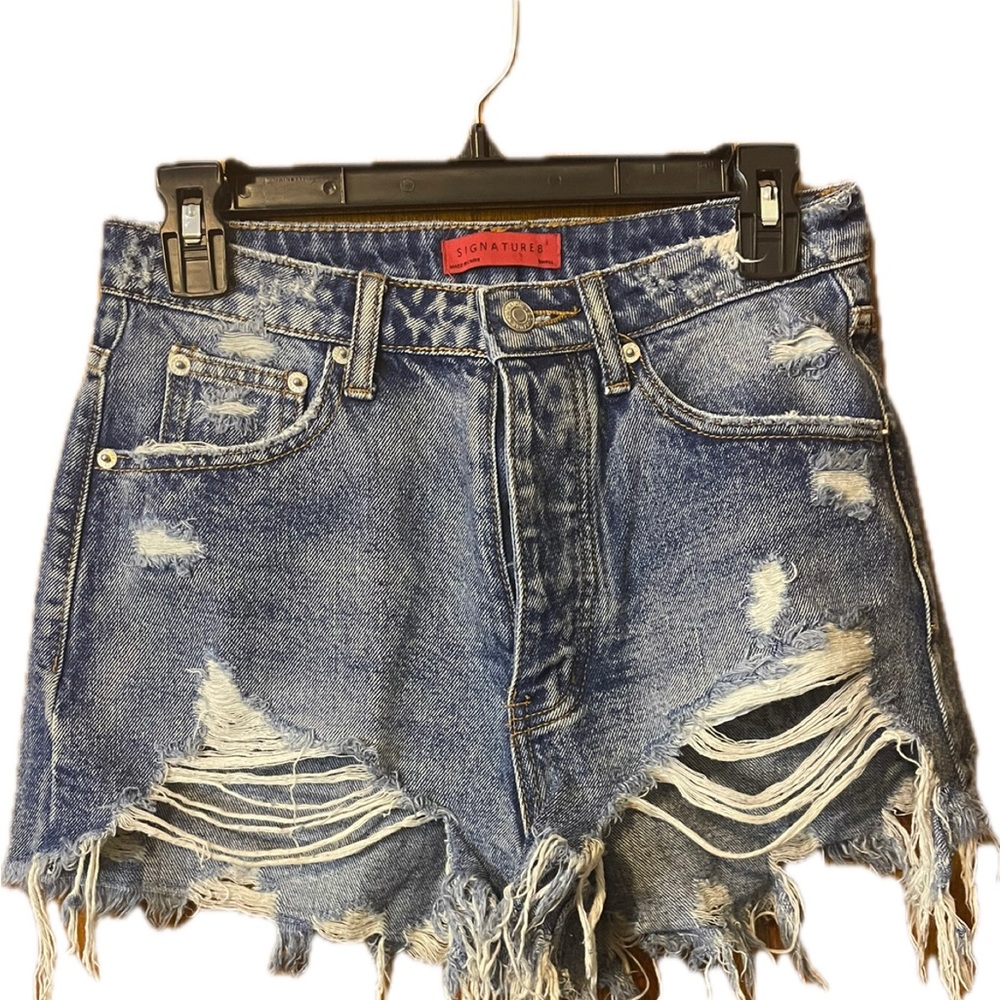 NWOT Signature Blue Jean Shorts High-Waisted Distressed